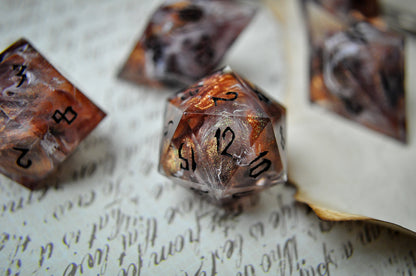 Conjuration 7pc Dice Set