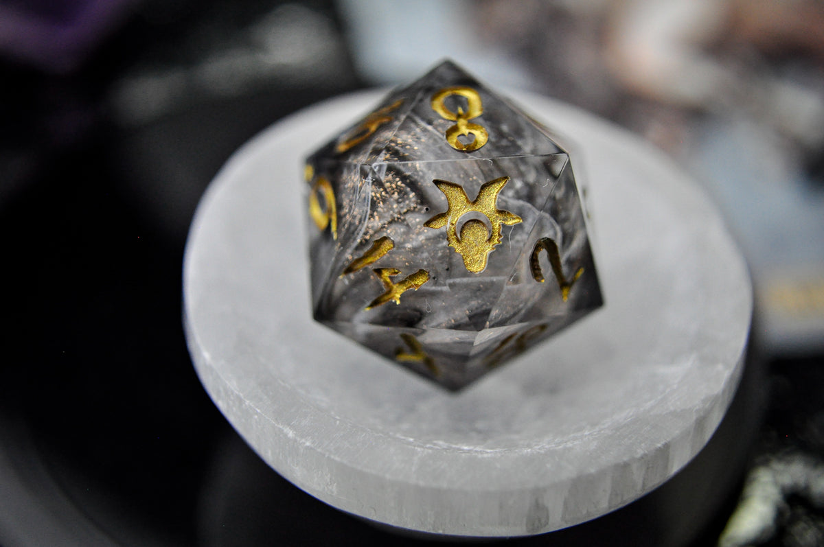 Divination Single D20