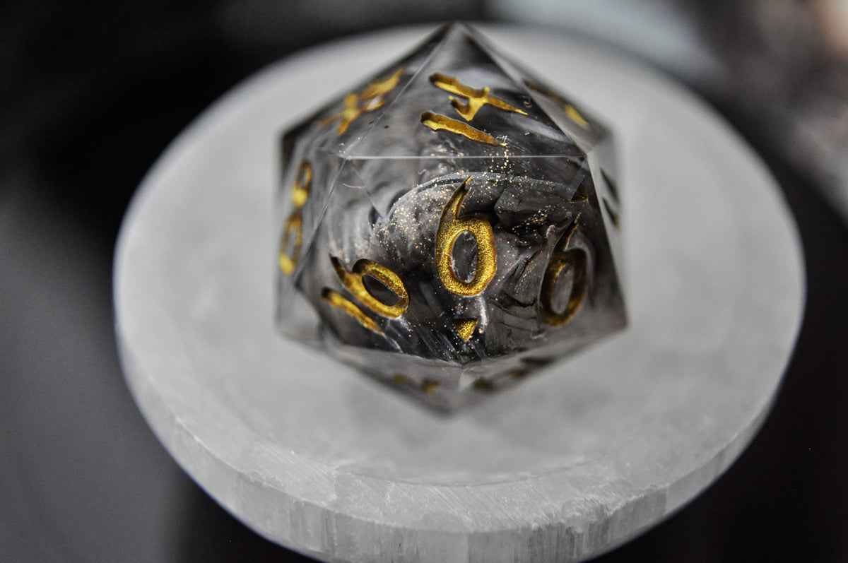 Divination Single D20