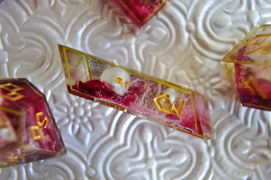 The Red Dowager 7pc Set