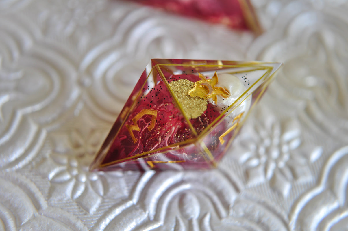 The Red Dowager 7pc Set