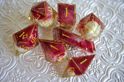The Red Dowager 7pc Set