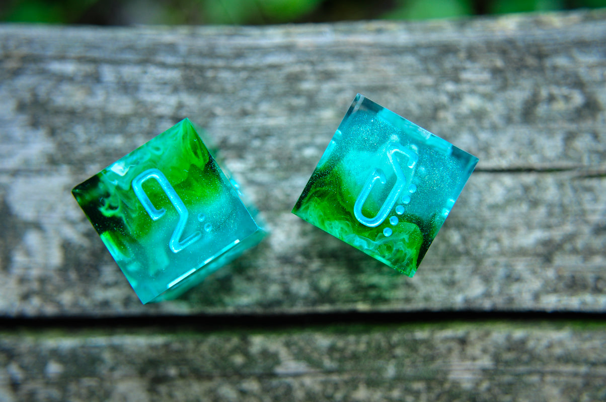 Elemental D6 Set (2pc) - WATER