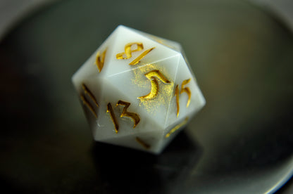 Auric Grace Single D20