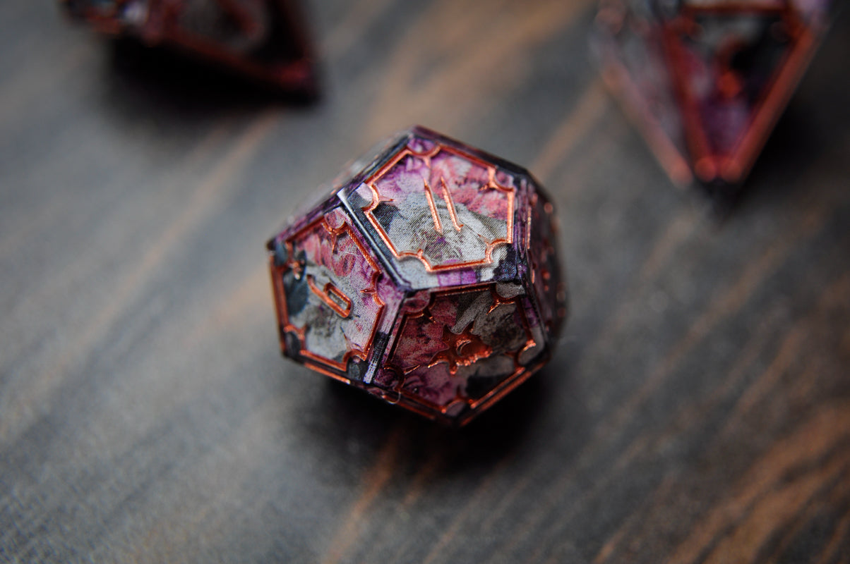 The Feral Bloom 7 Piece Set