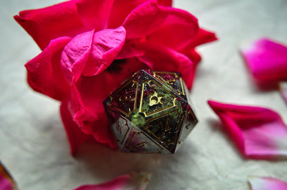 Beneath the Roses 7pc Dice Set