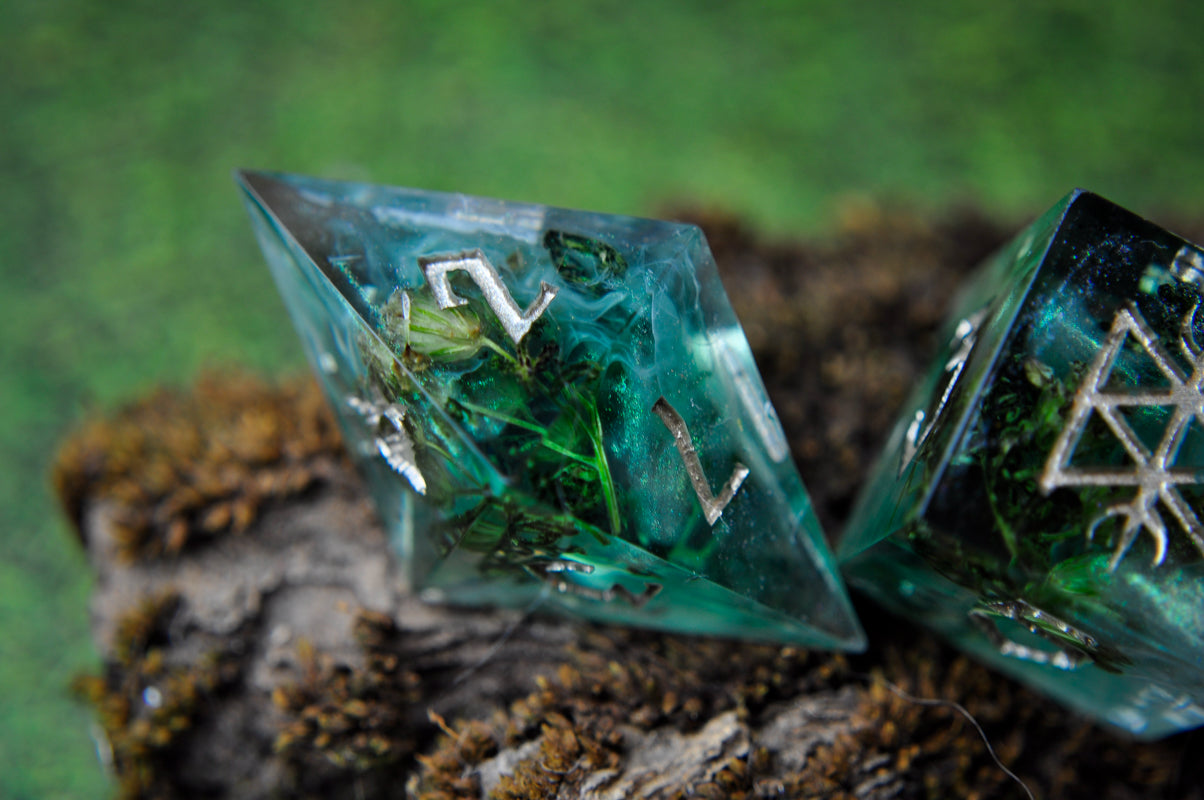 The Willow Maid 7 Piece Set