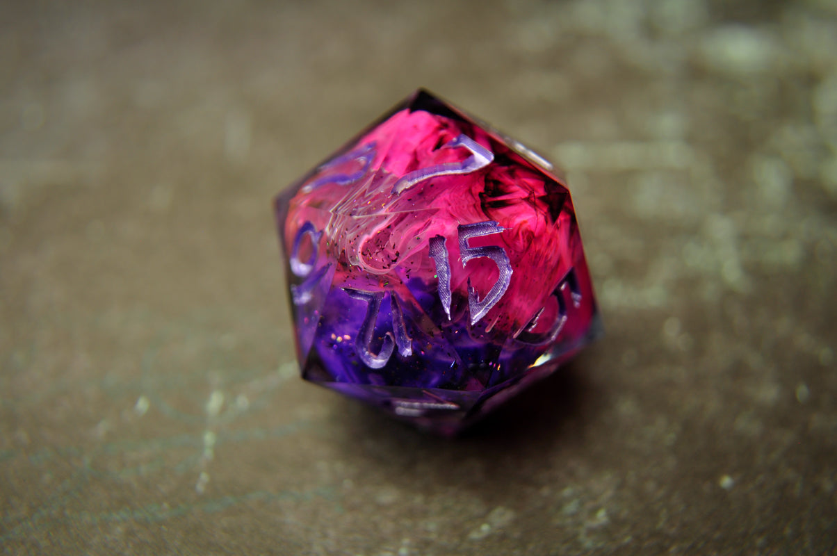 Feral Femme Chonk d20 Single