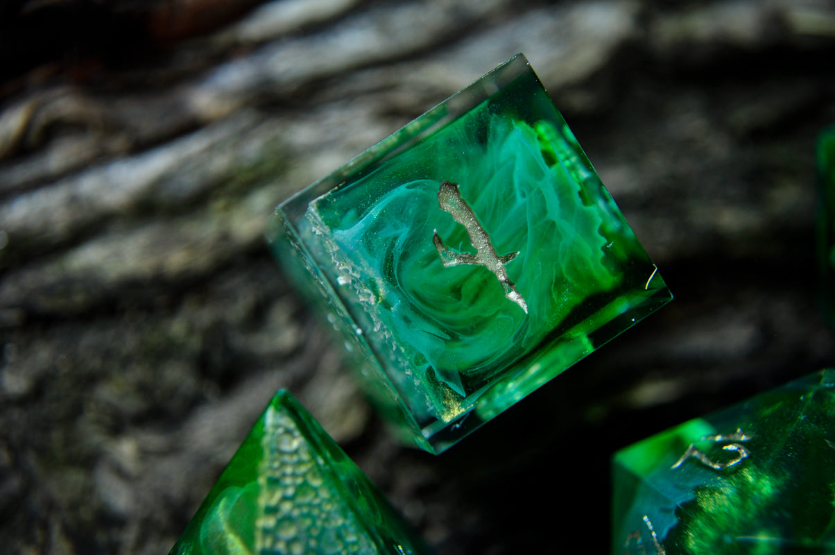 Viridian Blight-Bringer 7pc Dice Set